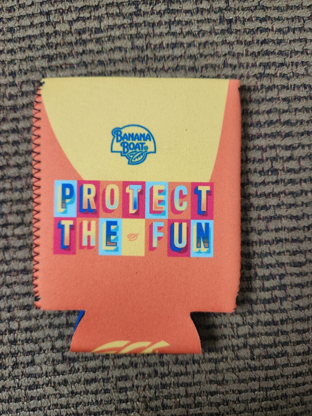 Banana Boat Protect The Fun Can Cooler Koozie Sunshine & Good Times Breweriana